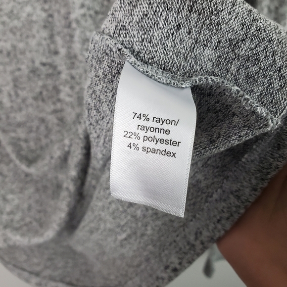 Maurices Gray Cross Front Long Sleeve 24/7 Top Medium - Picture 4 of 5